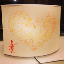 Tải hình ảnh vào trình xem Thư viện, Perfect Design Lamp Shade for special occasions
